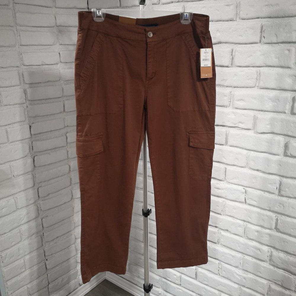 NWT Denver Hayes Ladies Rust Mid Rise Straight Crop Pants
